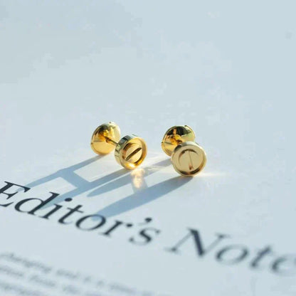 [⭐Aura]LOVE EARRINGS GOLD 10MM