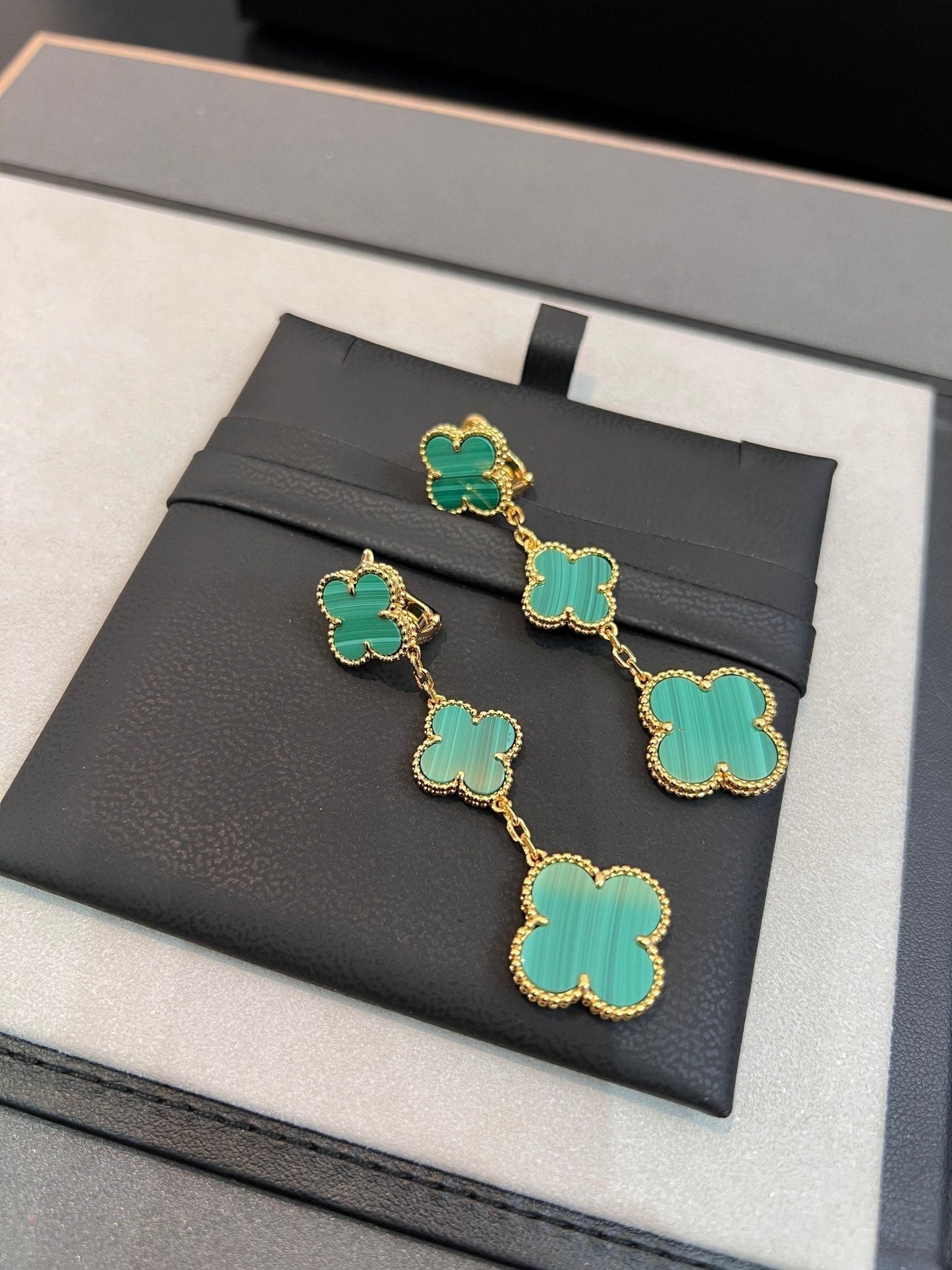 [⭐Aura]CLOVER MALACHITE 3 MOTIFS GOLD