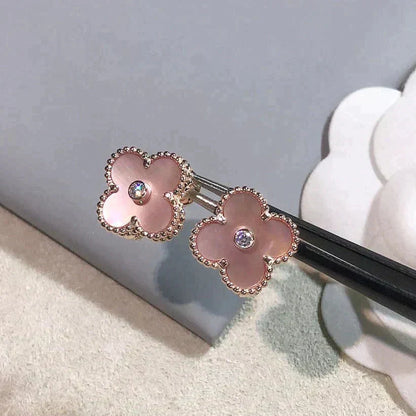 [⭐Aura]CLOVER MEDIUM 1 MOTIFS  PINK MOP DIAMOND EARRINGS