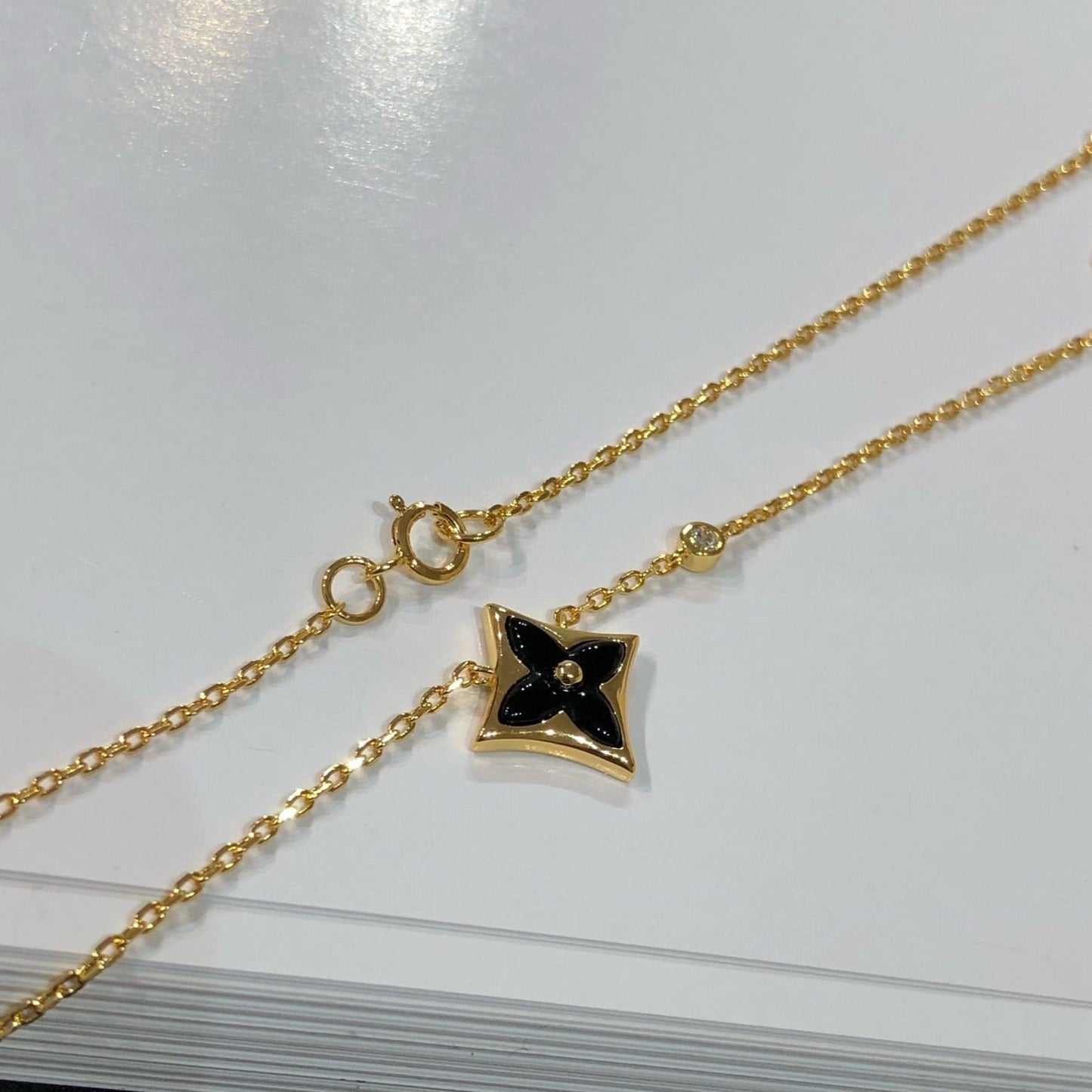 [⭐Aura]STAR BLACK MOP NECKLACE