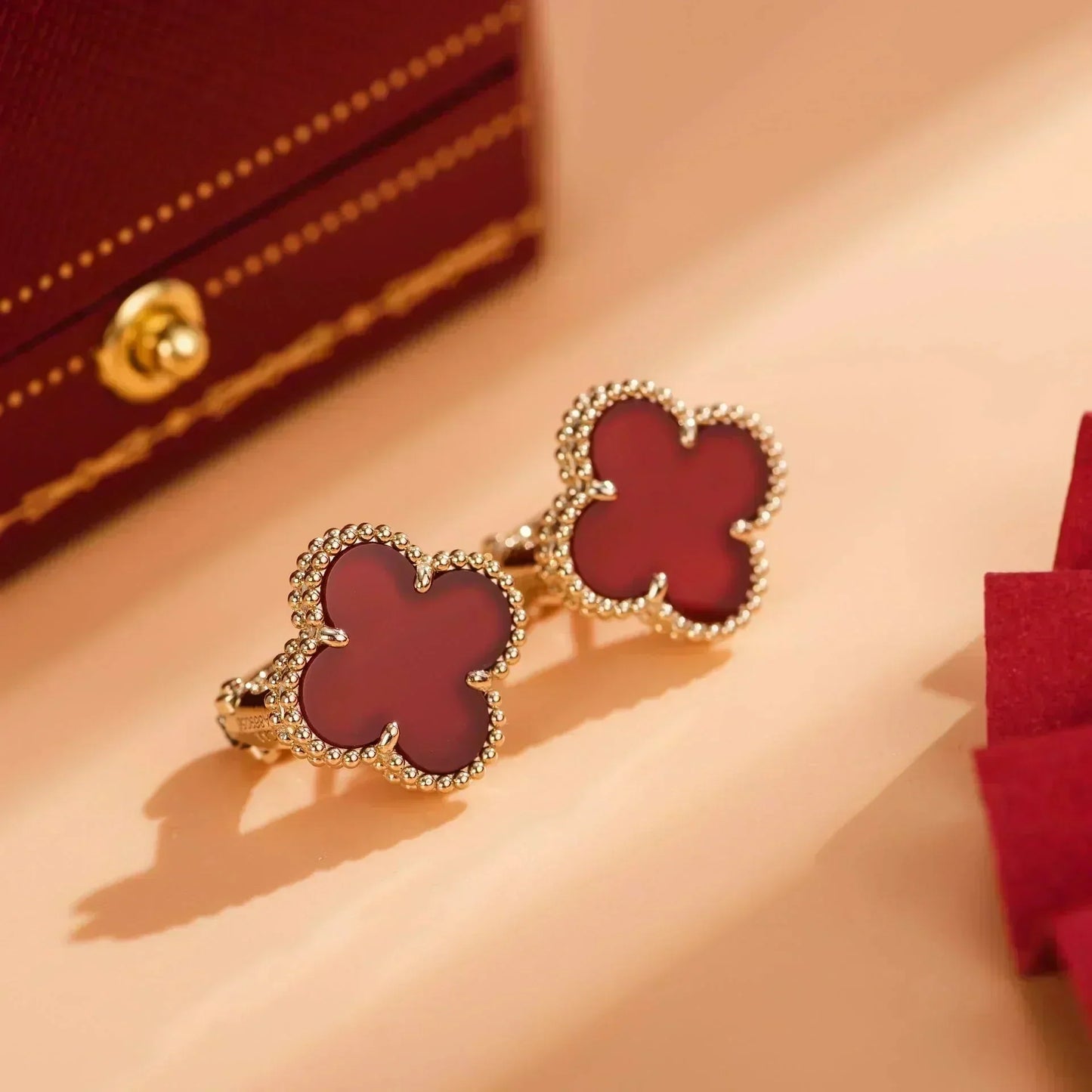 [⭐Aura]CLOVER MEDIUM 1 MOTIFS CARNELIAN  EARRINGS