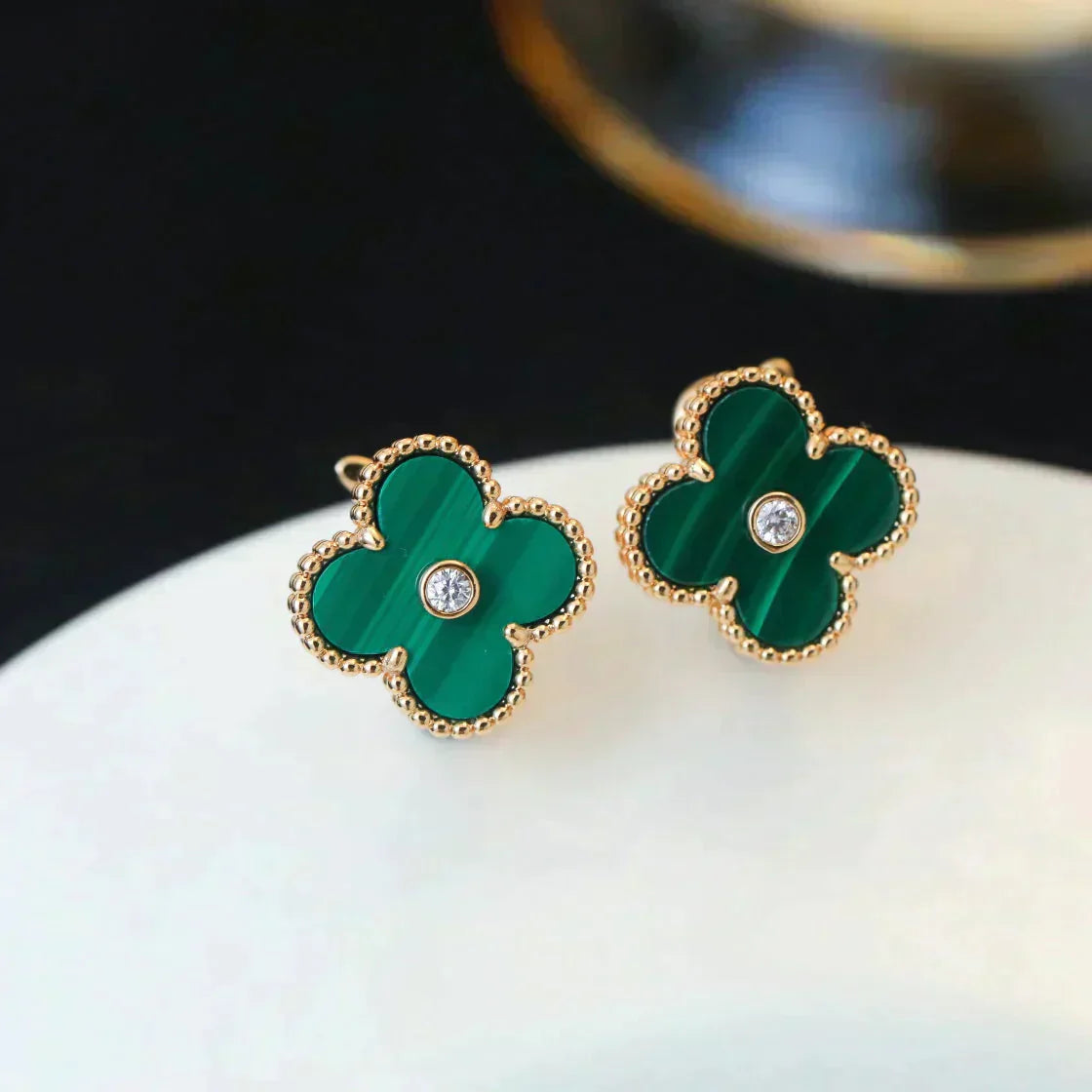 [⭐Aura]CLOVER MEDIUM 1 MOTIFS MALACHITE DIAMOND EARRINGS