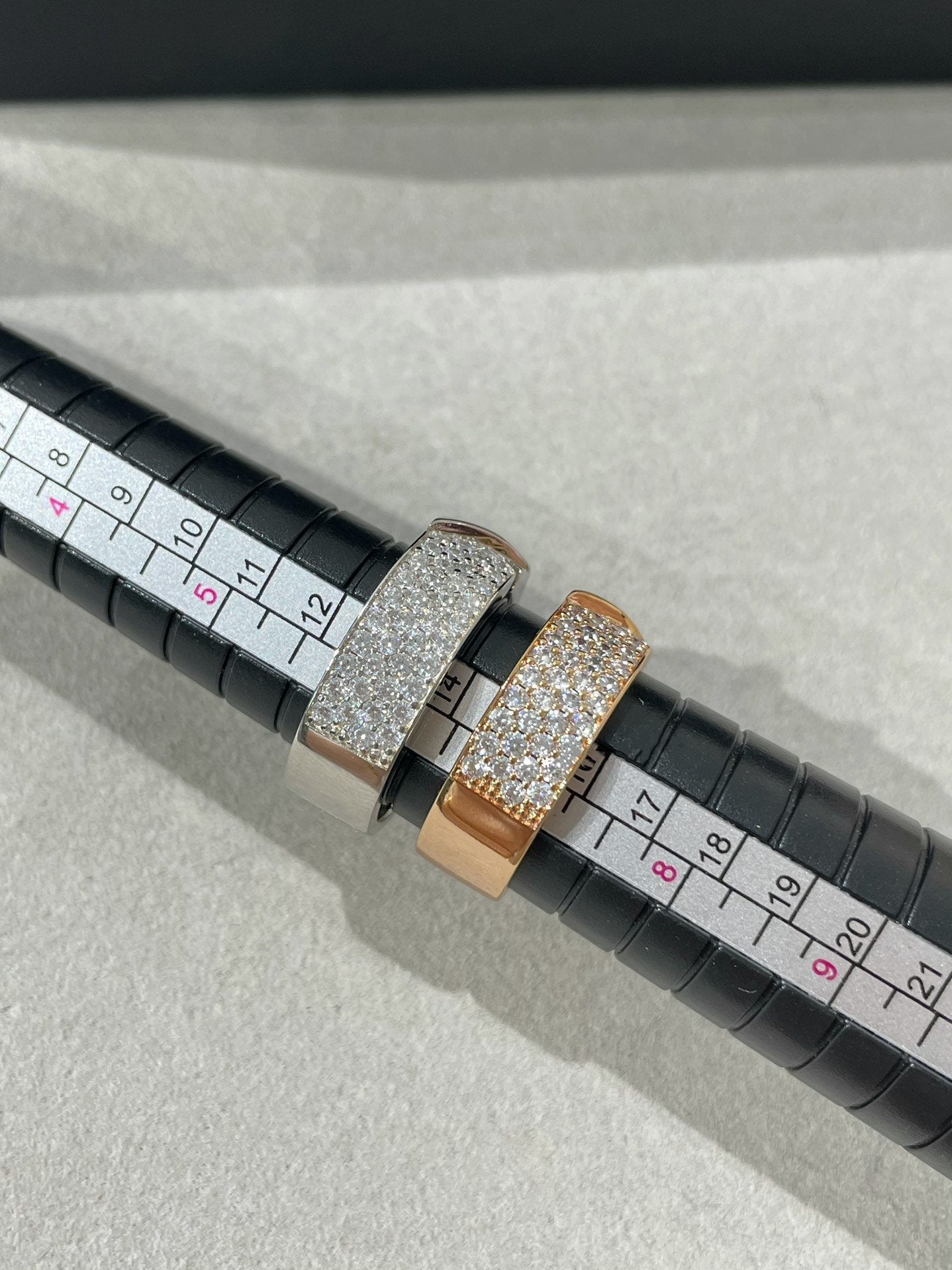 [⭐Aura]LIENS EVIDENCE  DIAMOND PAVED RING
