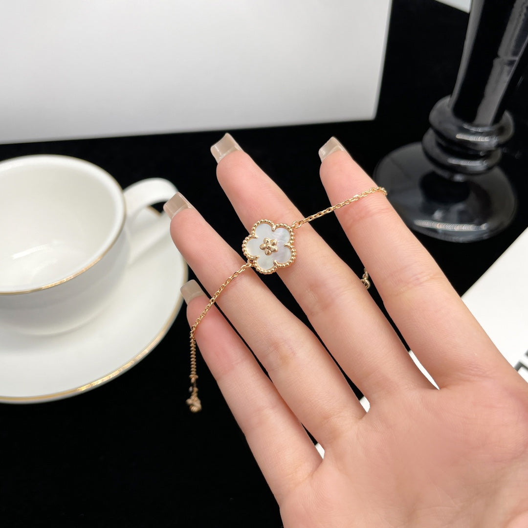 [⭐Aura]LUCKY SPRING ROSE GOLD MOP BRACELET