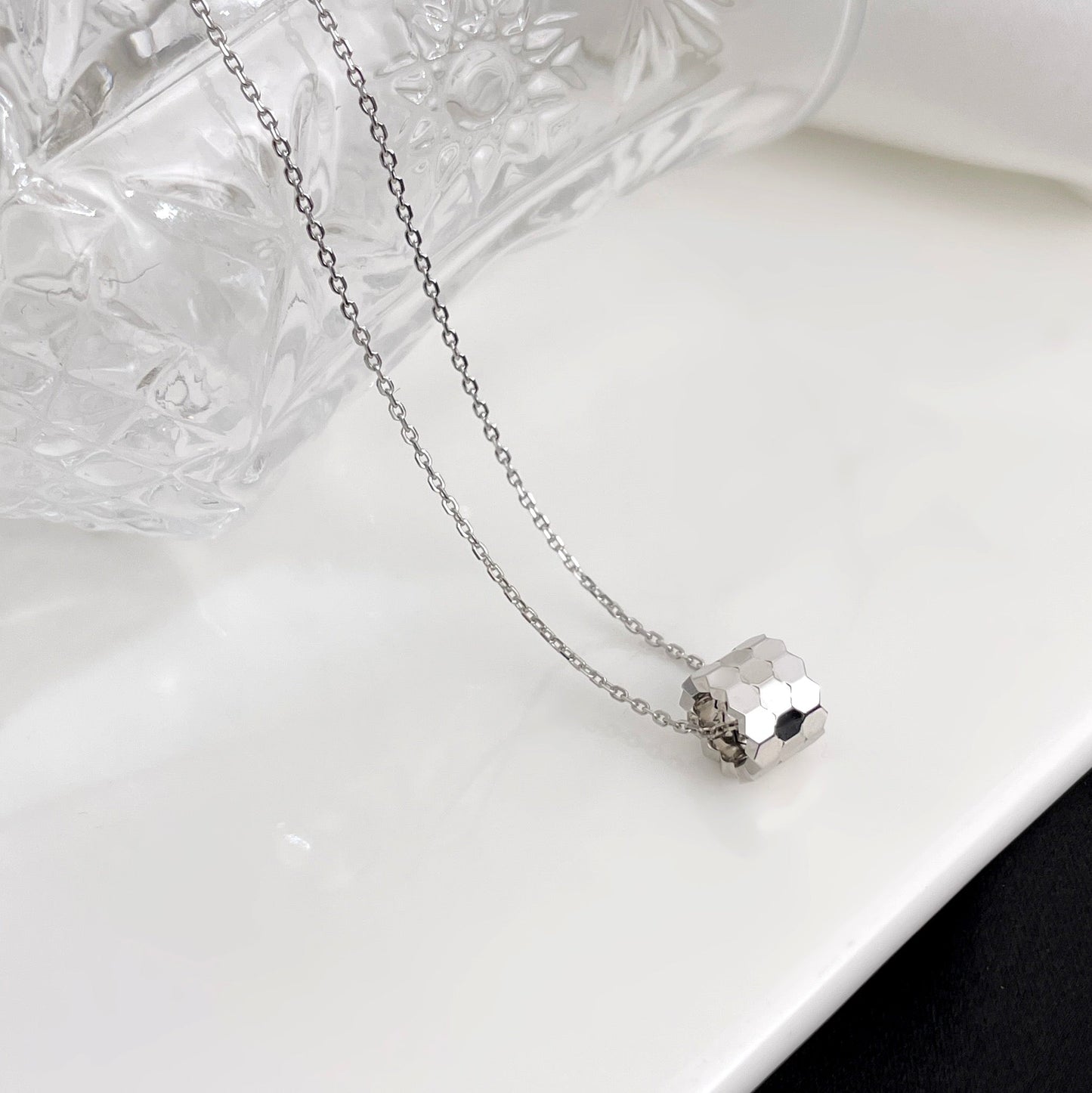 [⭐Aura]BEE MINI NECKLACE