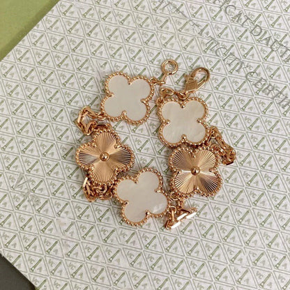 [⭐Aura]CLOVER WHITE PEARL MOP 5 MOTIF BRACELET COLLECTION