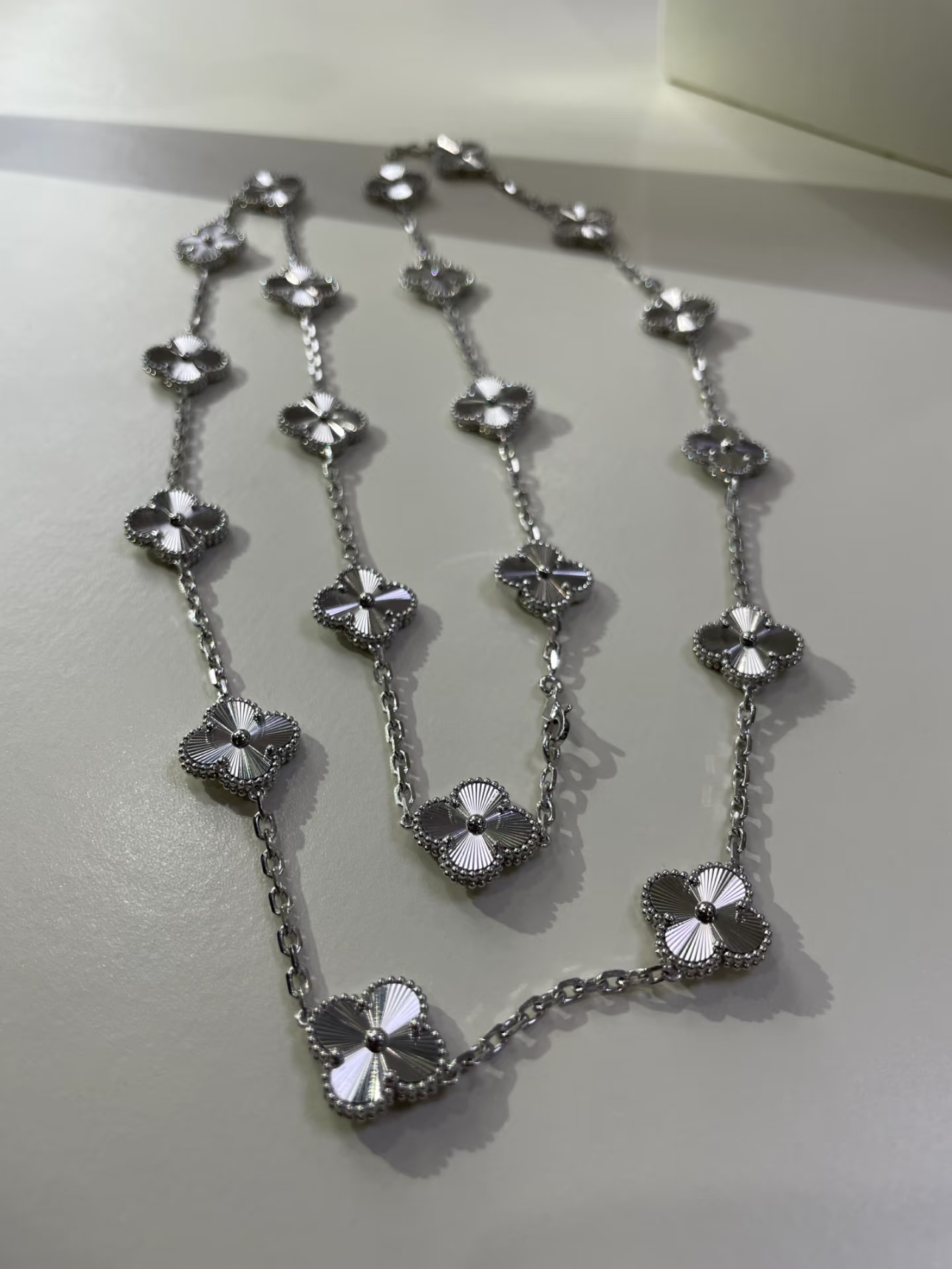 [⭐Aura]CLOVER 20 MOTIFS SILVER LASER