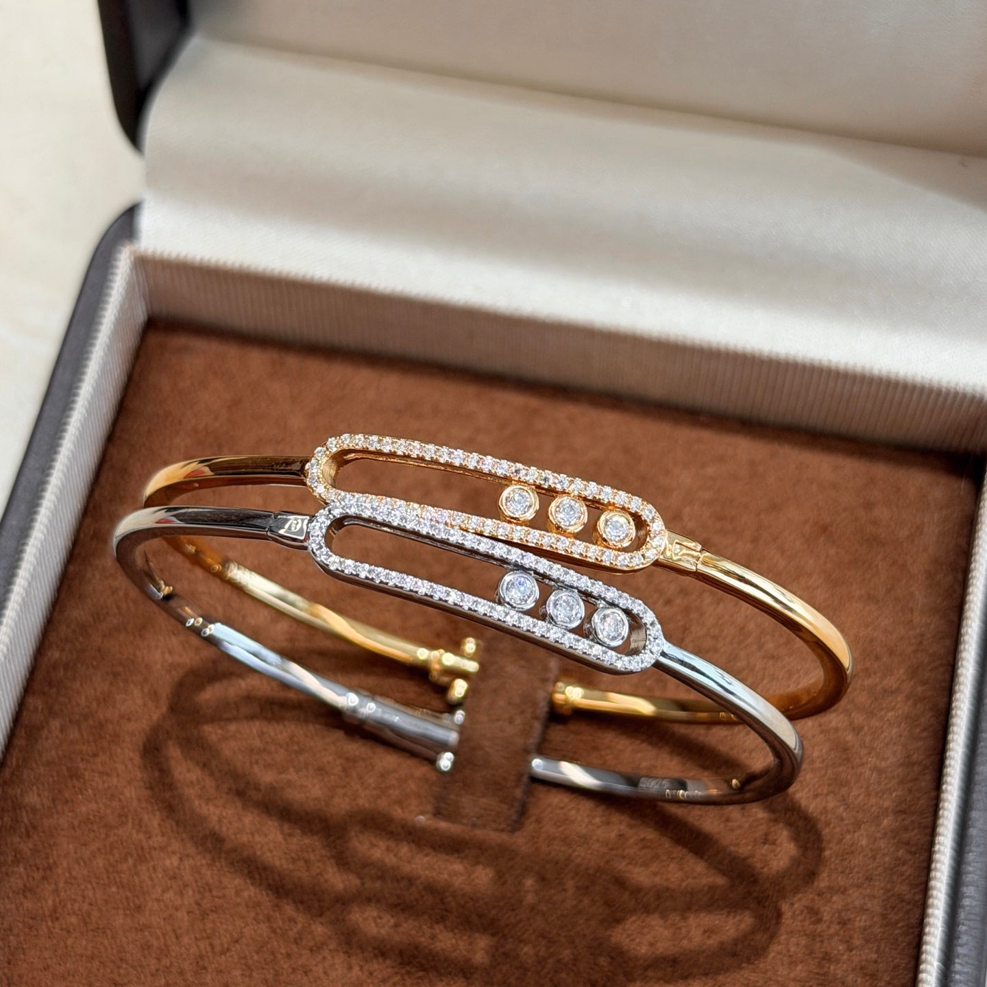 [⭐Aura]Move Pavé Diamond Bangle Bracelet M
