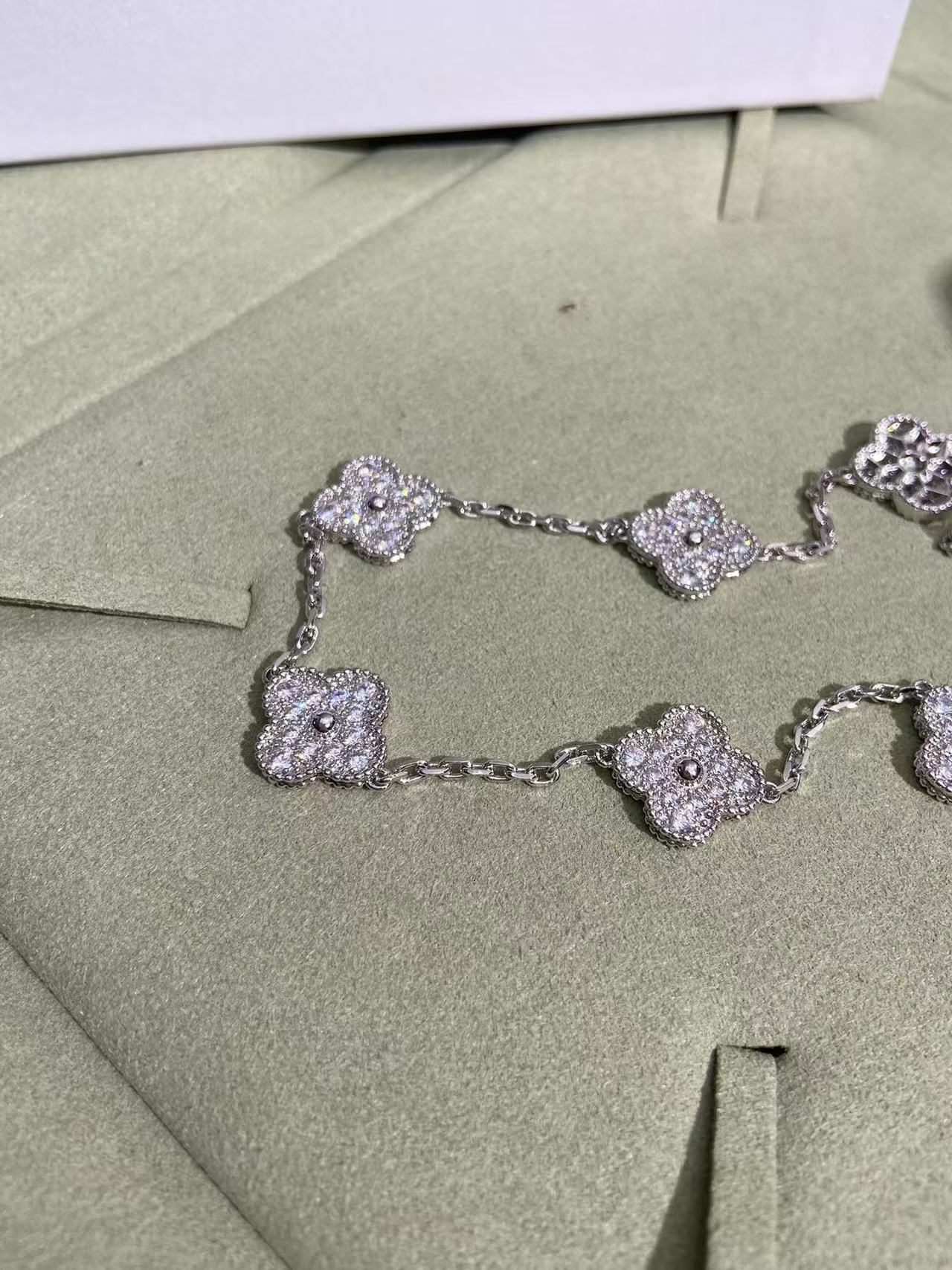 [⭐Aura]CLOVER 10 MOTIFS  FULL DIAMOND NECKLACE