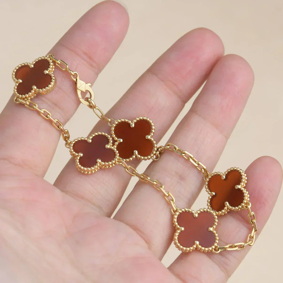 [⭐Aura] CLOVER 5 MOTIF RED CORNELIAN BRACELET COLLECTION