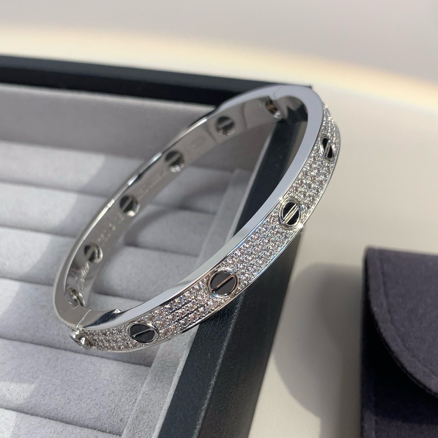 [⭐Aura]LOVE BRACELET 6.1MM DIAMOND-PAVED CERAMIC