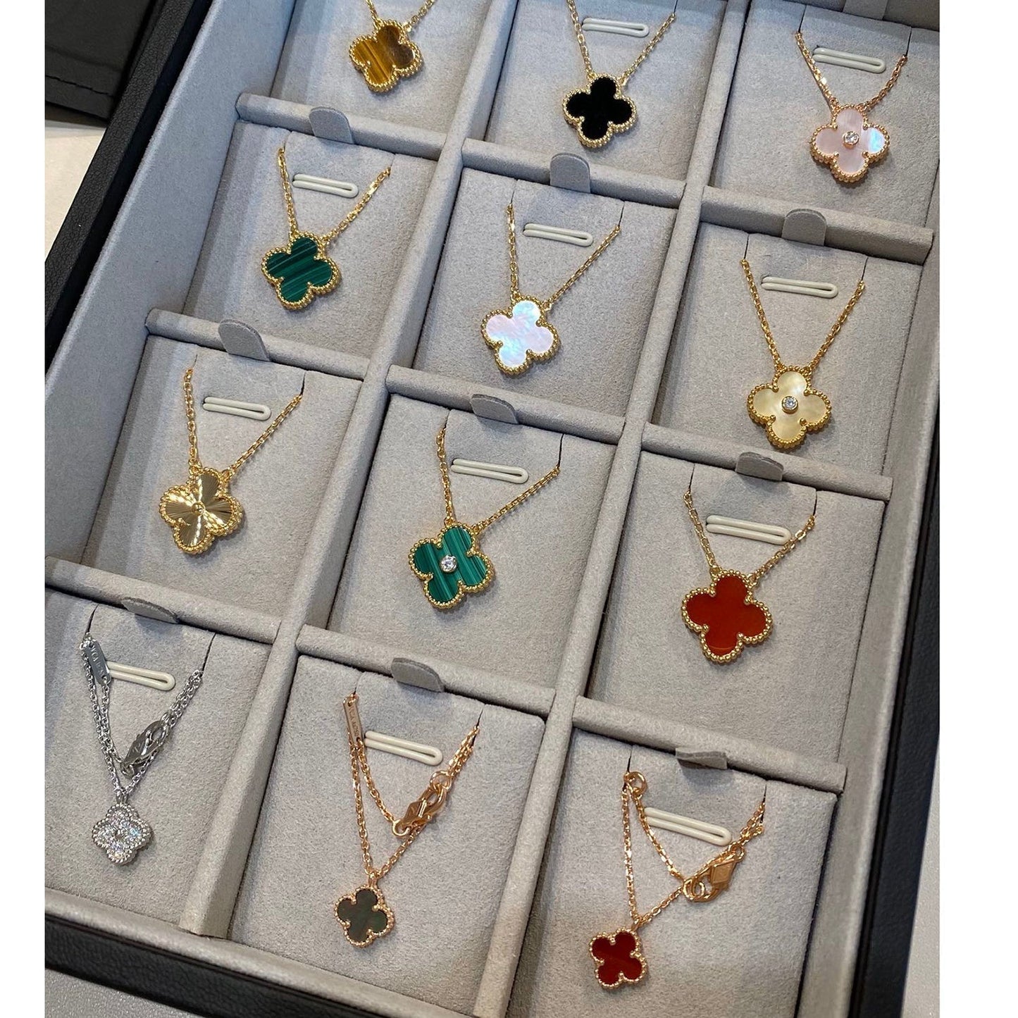 [⭐Aura]CLOVER 15MM BLUE CHALCEDONY NECKLACE SILVER