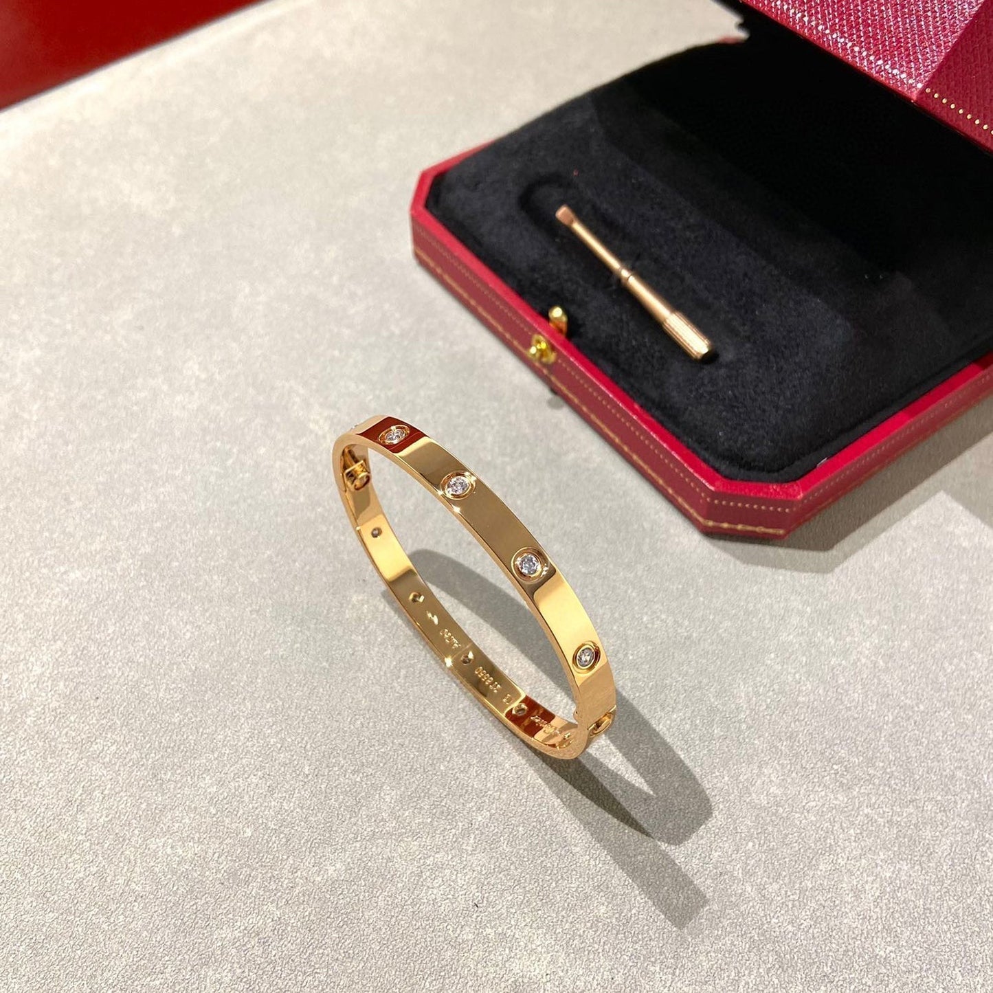 [⭐Aura]LOVE BRACELET 6.1MM 10 DIAMONDS