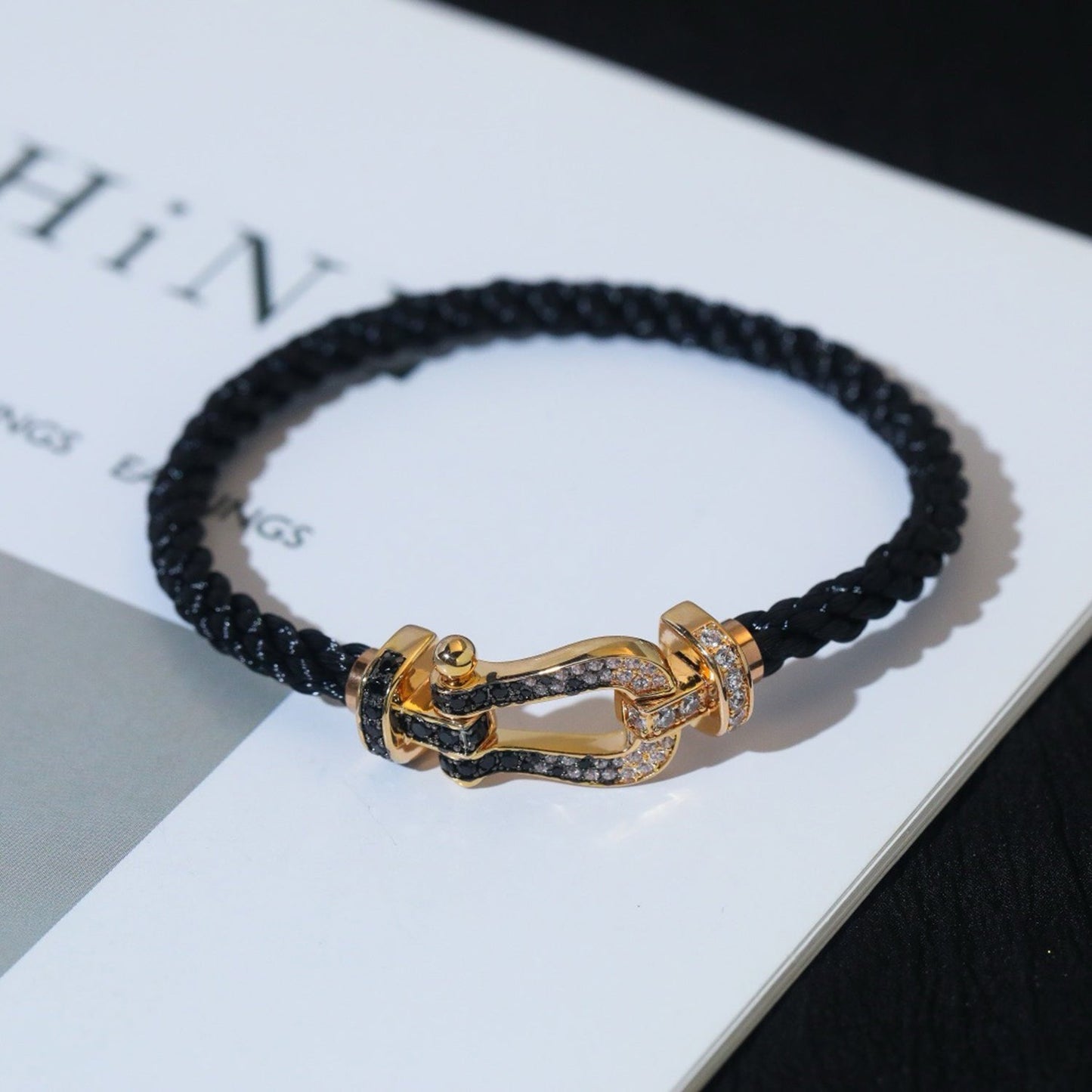 [⭐Aura]FORCE LARGE HORSESHOE BLACK WHITE DIAMOND BRACELET ROSE GOLD