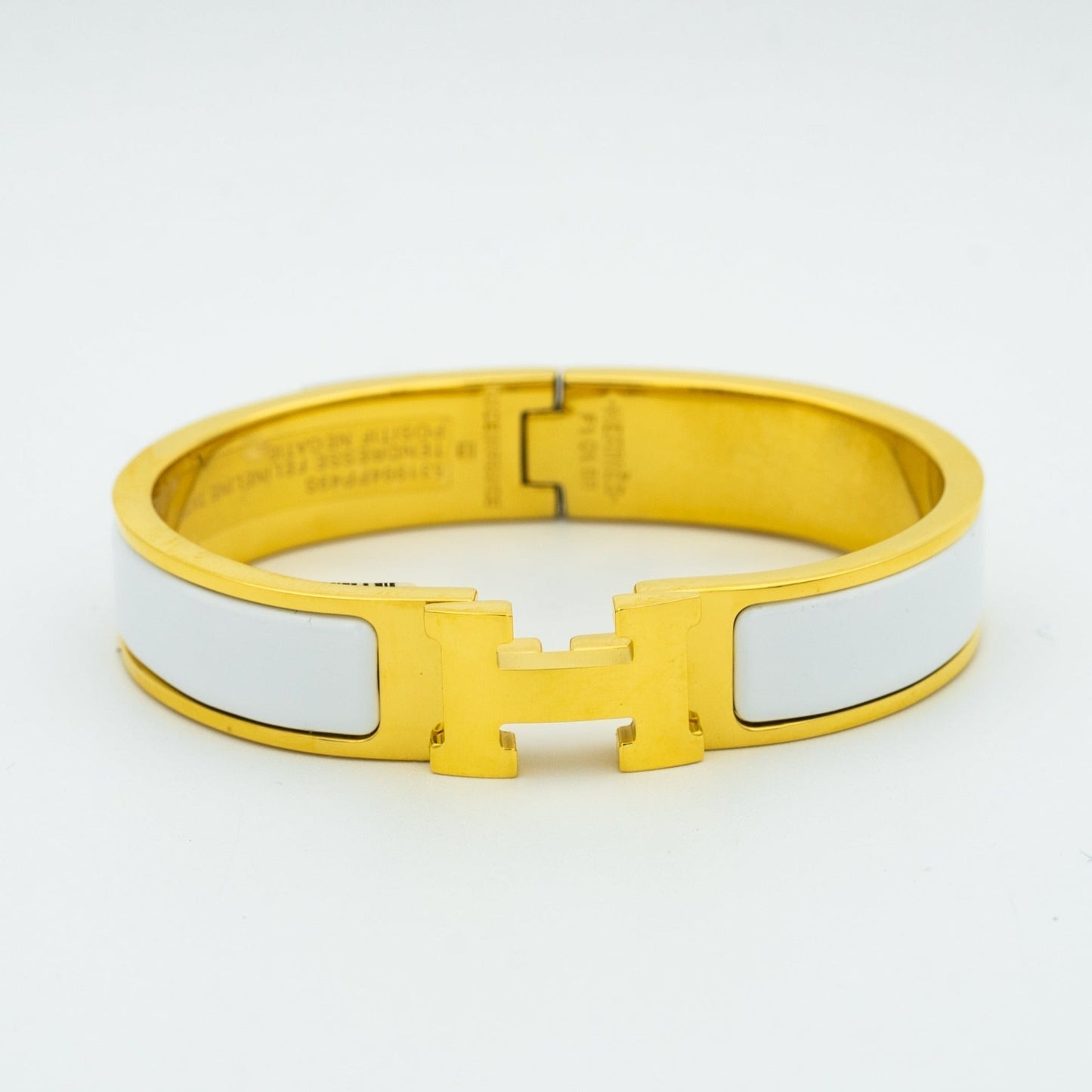 [⭐Aura]H WHITE BRACELET