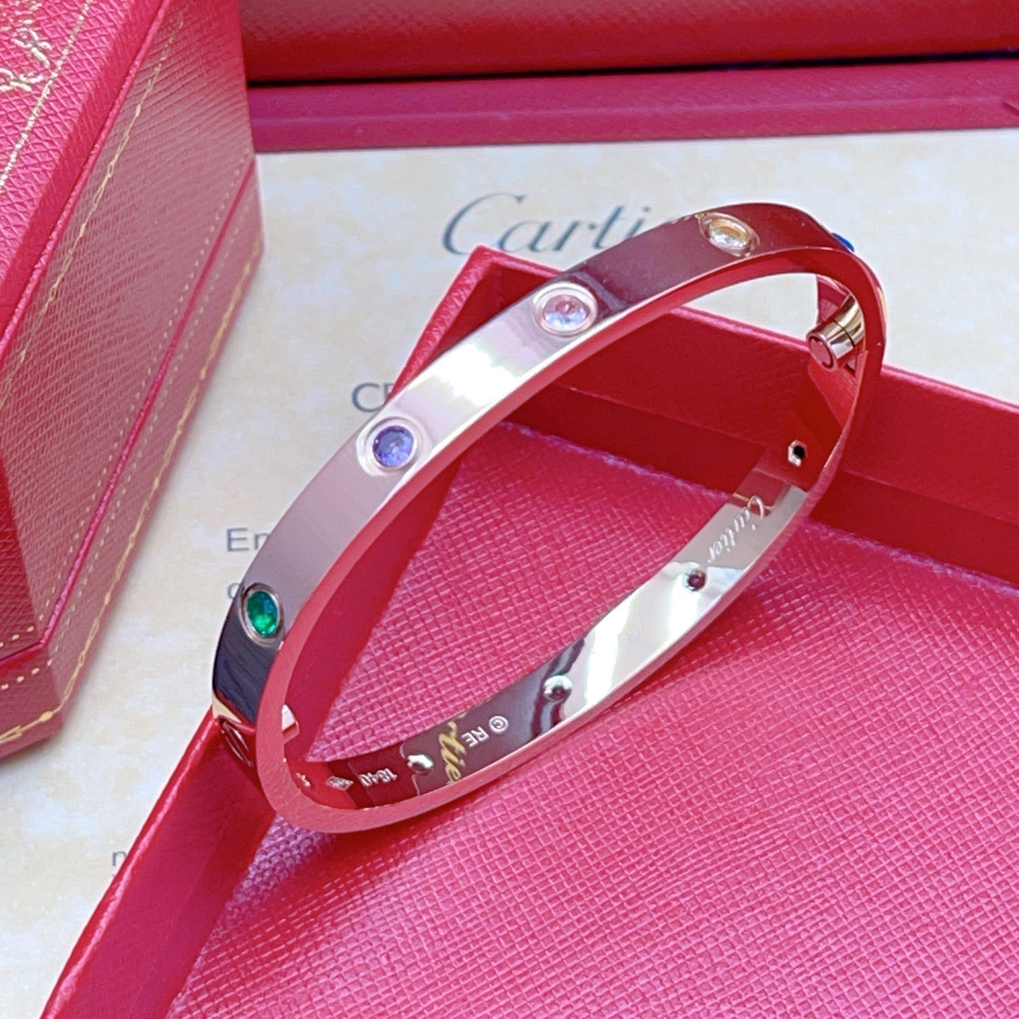 [⭐Aura] 2026 RAINBOW LOVE BRACELET 6.1MM  10 DIAMONDS