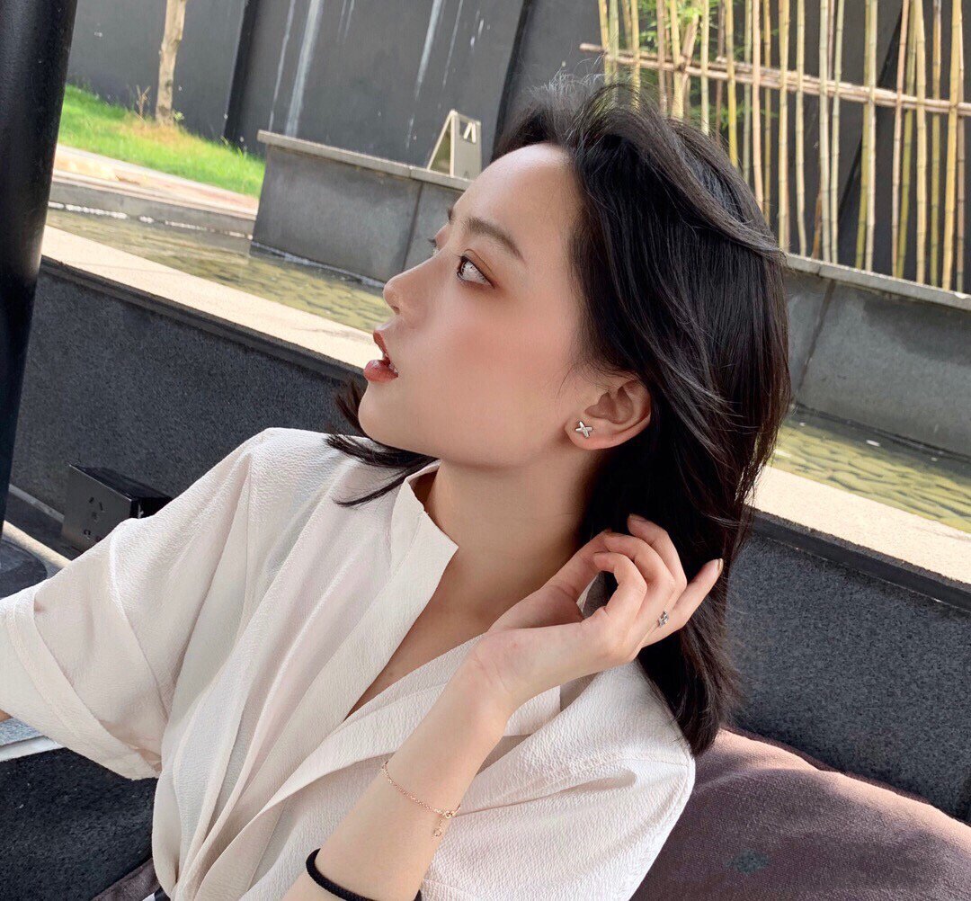 [⭐Aura]JEUX DE WHITE MOP ROSE GOLD DIAMOND EARRINGS
