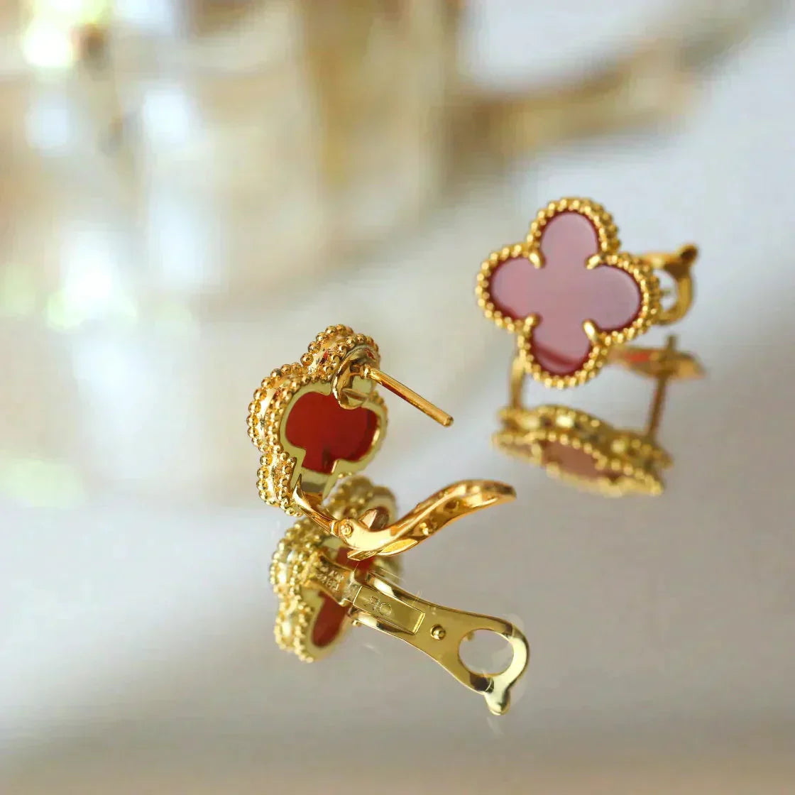 [⭐Aura]CLOVER MEDIUM 1 MOTIFS CARNELIAN  EARRINGS