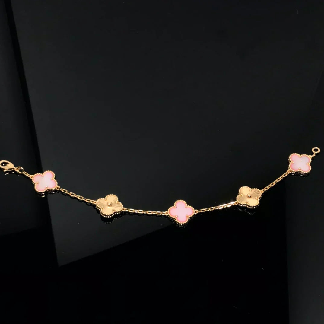 [⭐Aura] CLOVER 5 MOTIFS  PINK MOP BRACELET COLLECTION